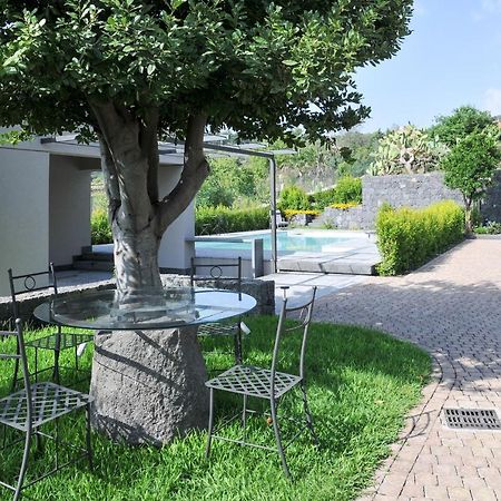 La Casa Dell'Alloro Zafferana Etnea Dış mekan fotoğraf