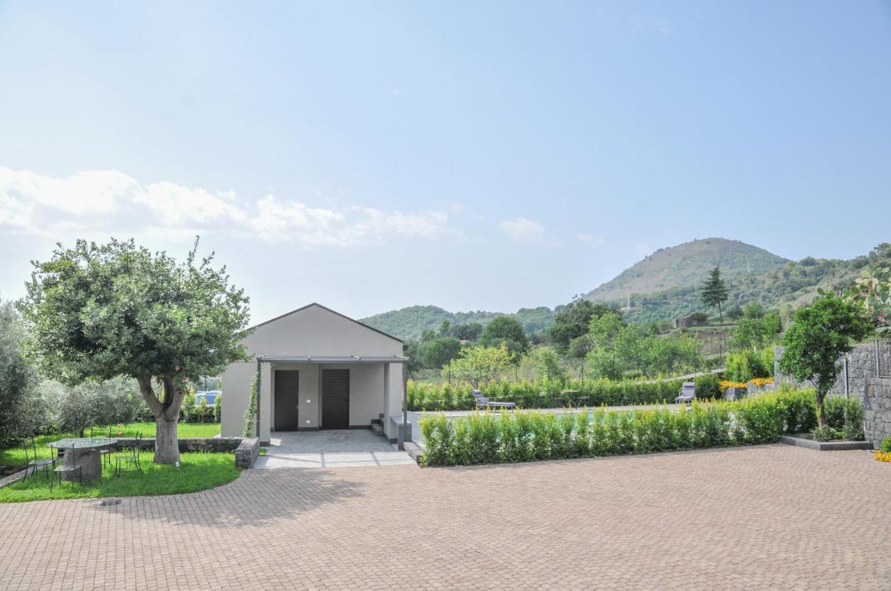 La Casa Dell'Alloro Zafferana Etnea Dış mekan fotoğraf