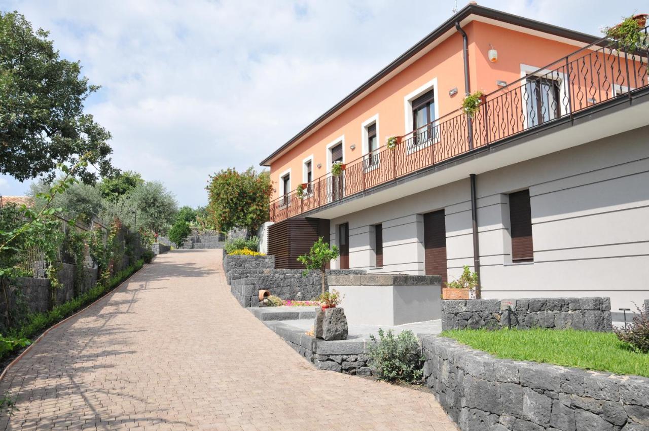 La Casa Dell'Alloro Zafferana Etnea Dış mekan fotoğraf